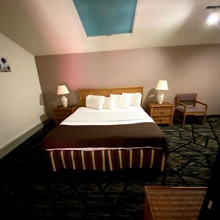 Woodland Inn & Suites Medford Luaran gambar