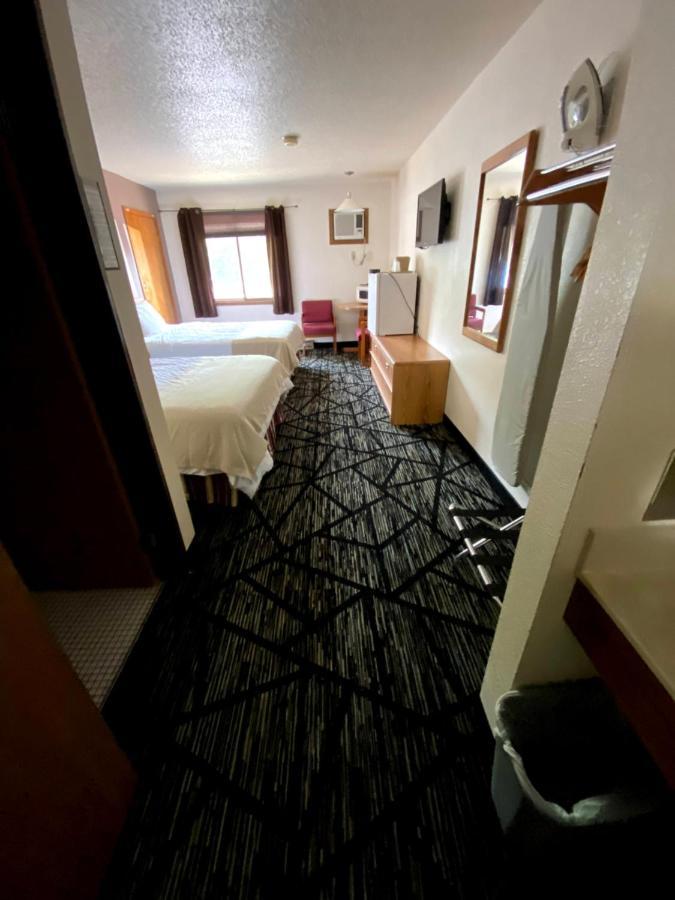 Woodland Inn & Suites Medford Luaran gambar