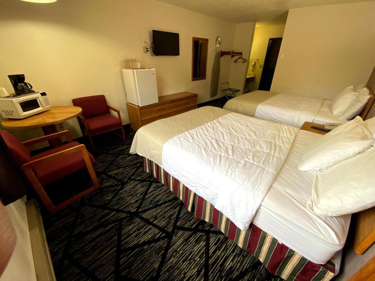 Woodland Inn & Suites Medford Luaran gambar
