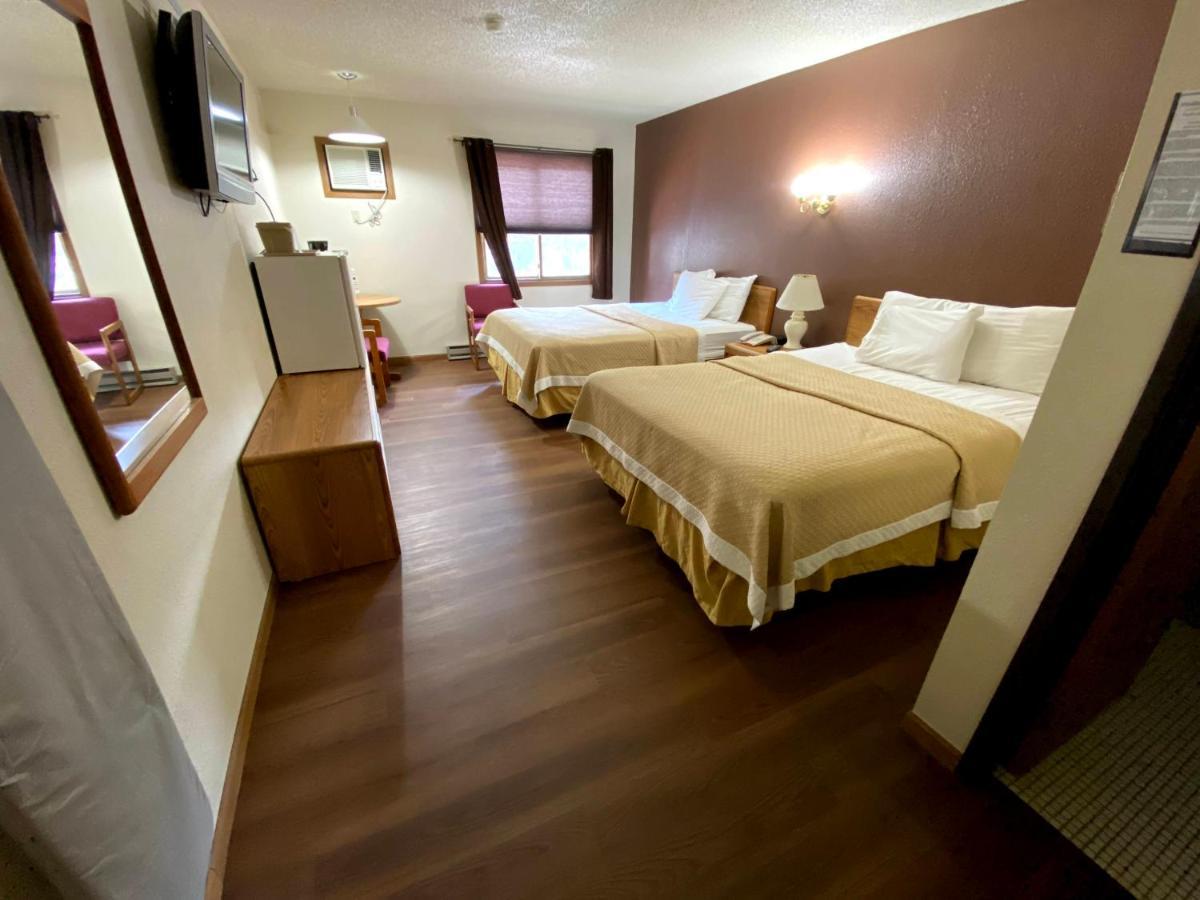 Woodland Inn & Suites Medford Luaran gambar