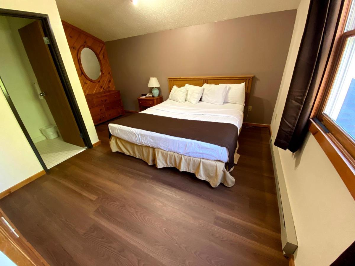Woodland Inn & Suites Medford Luaran gambar