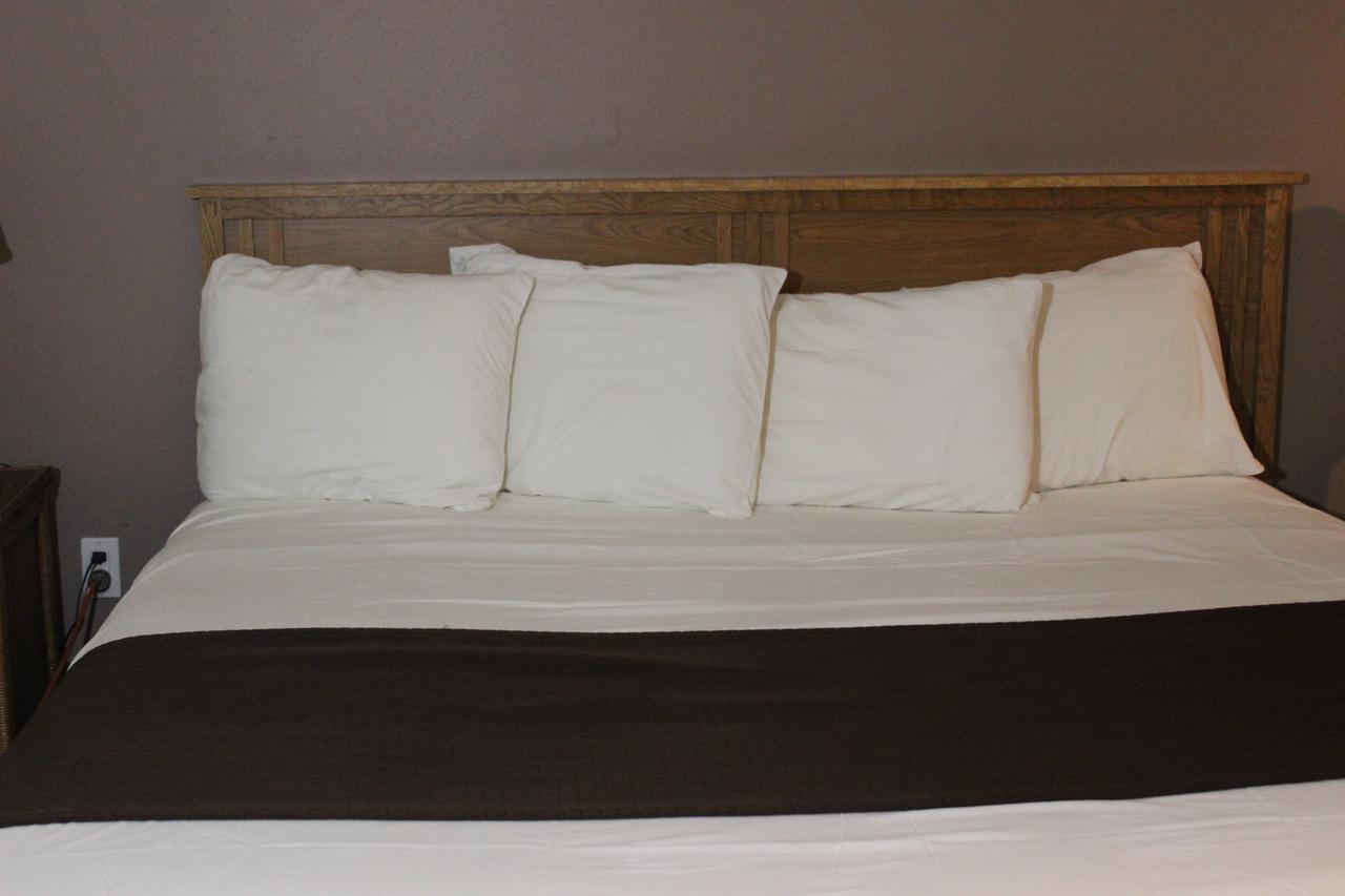 Woodland Inn & Suites Medford Luaran gambar